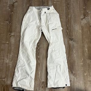 Women’s snowboarding/ski pants